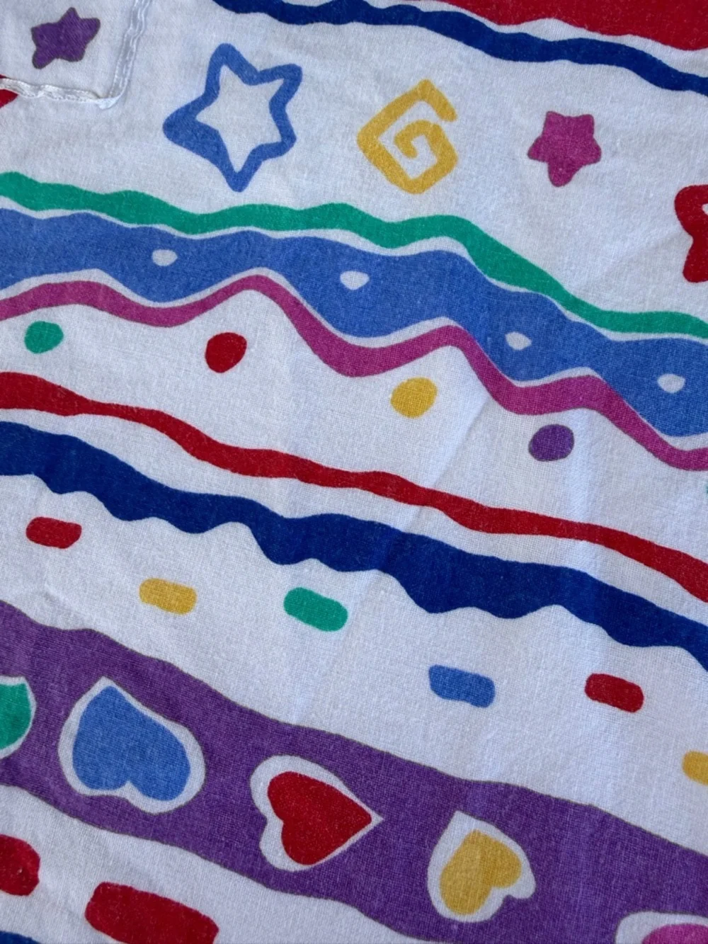 Vintage 90s Baby Blanket Bright Colorful Fish Hearts Shapes Primary Colors 36x41